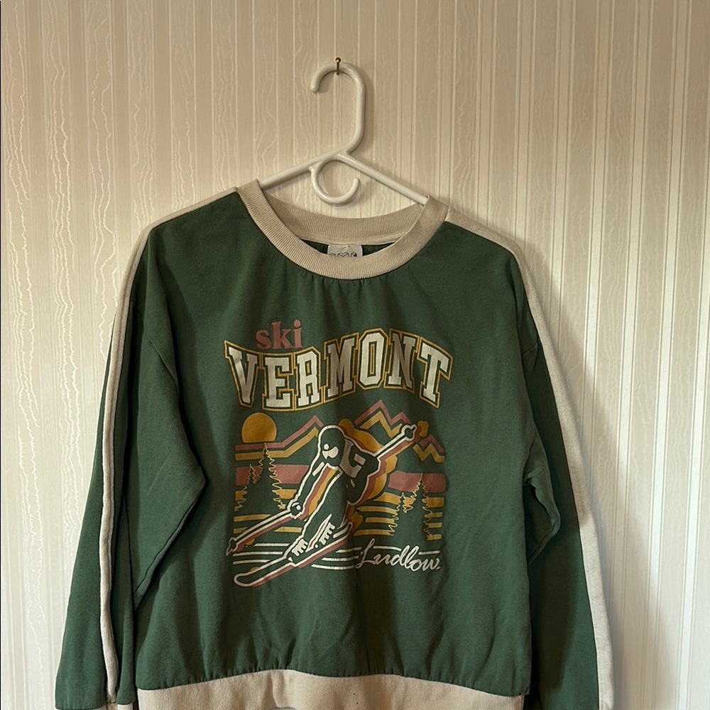 Vintage Vermont Ski Graphic Green Sweater